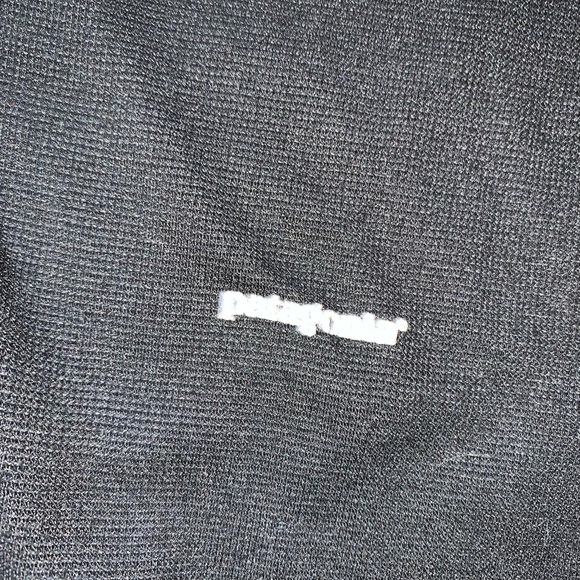 Men’s lot of Patagonia Capilene Baselayer shirts sz Medium - Picture 5 of 5